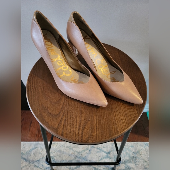 Sam Edelman Tan Pumps - ORELLA - Picture 4 of 5